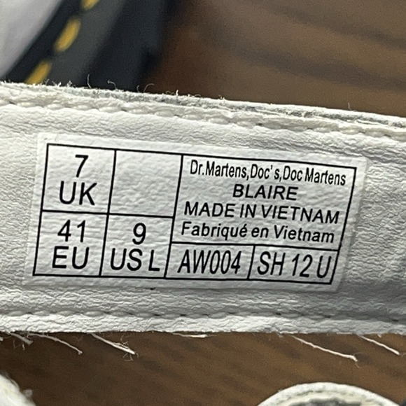 Dr Martens Blaire Sandals Womens 9 White Leather Comfort Strappy Platform Chunky - Picture 16 of 16